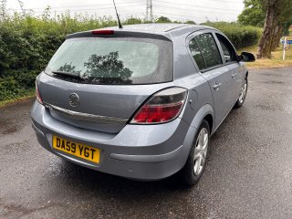 /photos/12334/066c7e6e-ada5-6ae0-fa82-43a0f1ebd75f_i320x240.jpg